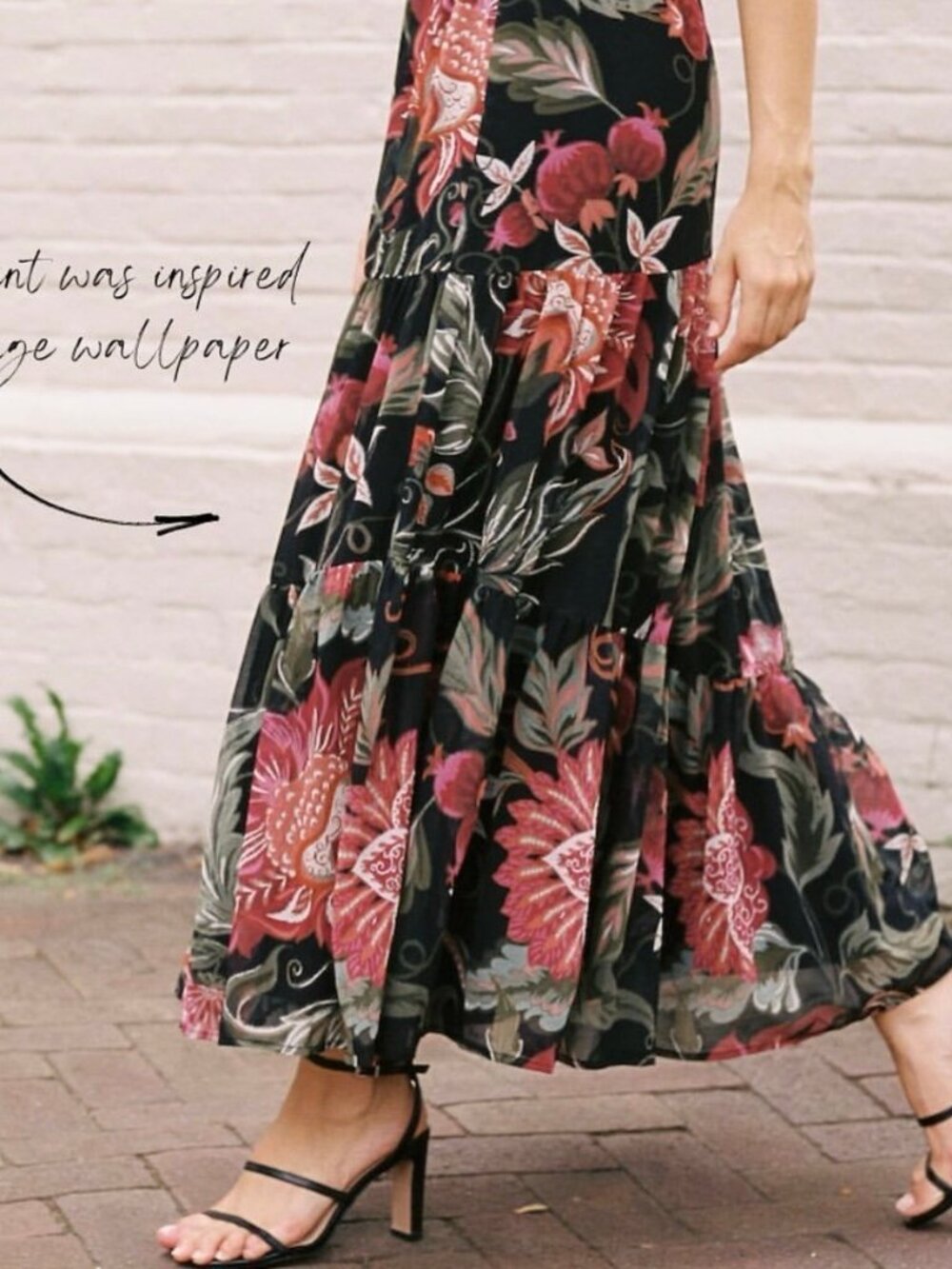 NWT GEORGIE Tiered Floral Maxi Skirt Wallpaper Floral Size S